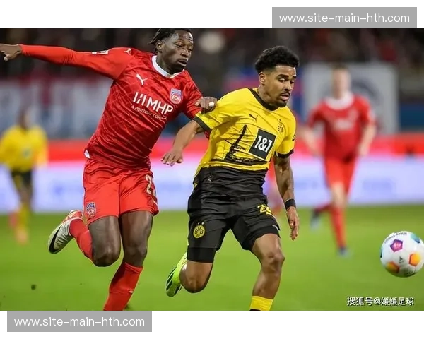 铁血矿工的灵魂与红牛速度的碰撞：沙尔克04vs莱比锡，这不仅是一场90分钟的围猎